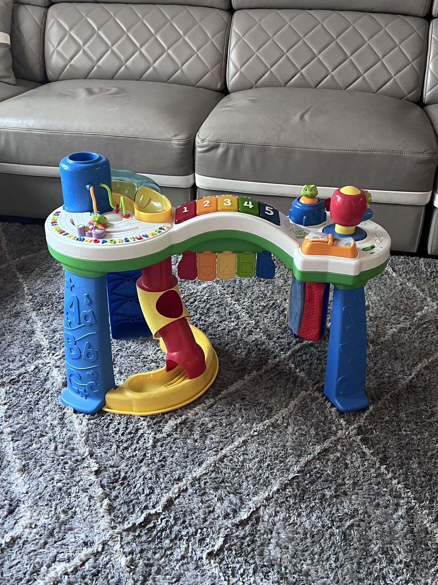 Leapfrog Learn-Around Playground with Tube Topper