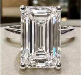 10.5 carat lab grown diamond