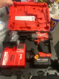 Milwaukee impact gun kit
