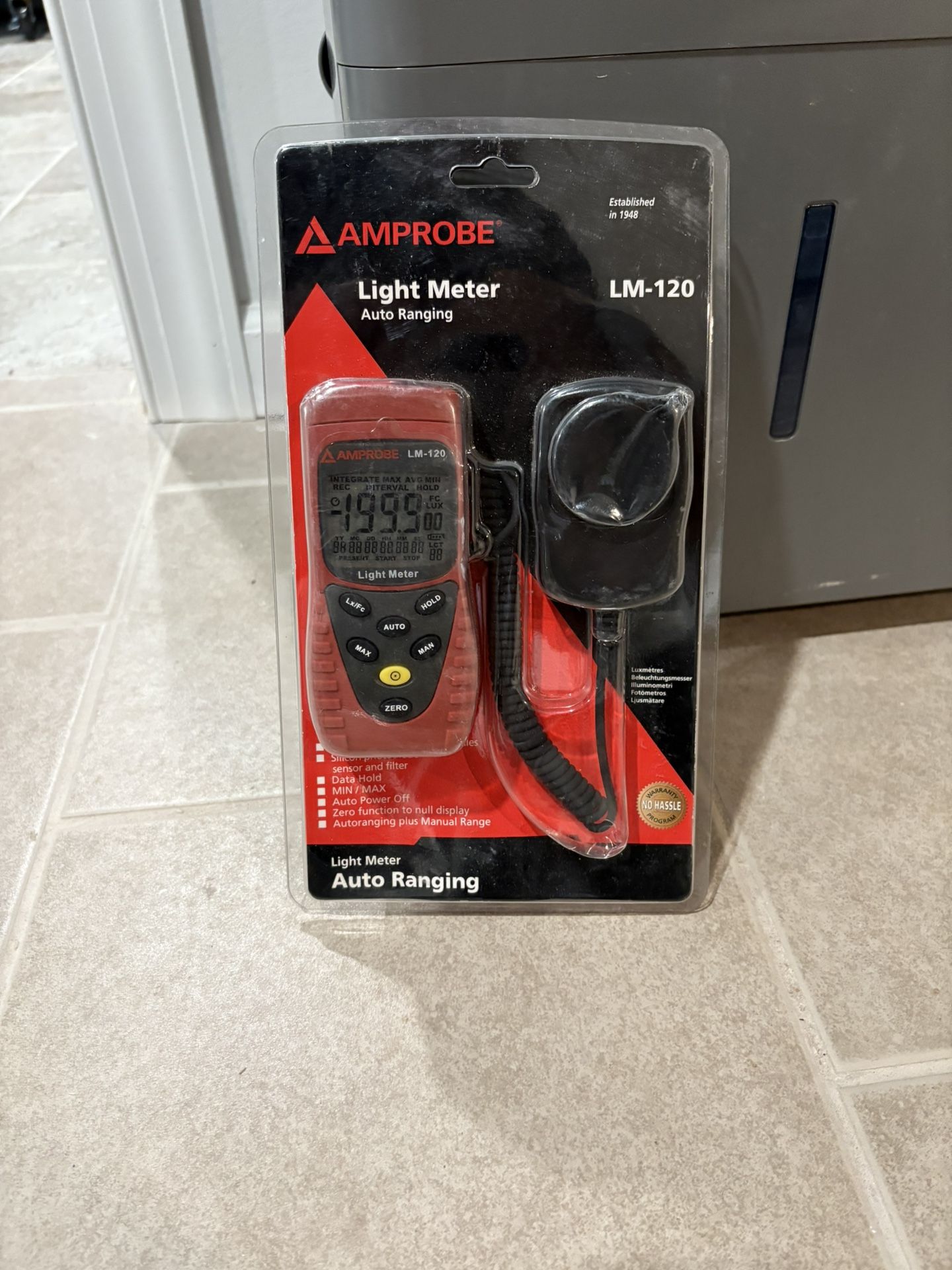 Light Meter Auto Ranging