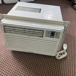 Window Air Conditioner Ac Unit 10500 BTU 