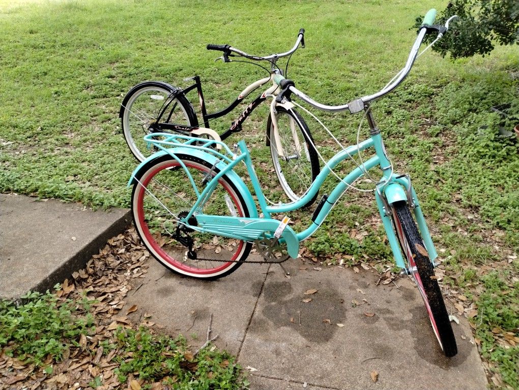 Huffy and Schwinn Cruiser Bikes