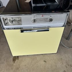 Vintage General Electric Oven. 
