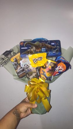 Dinosaur Graduation Bouquet Gift