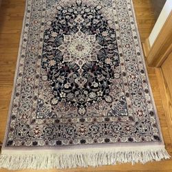 Beautiful Handmade Oriental Rug