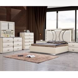 Queen Bedroom Set