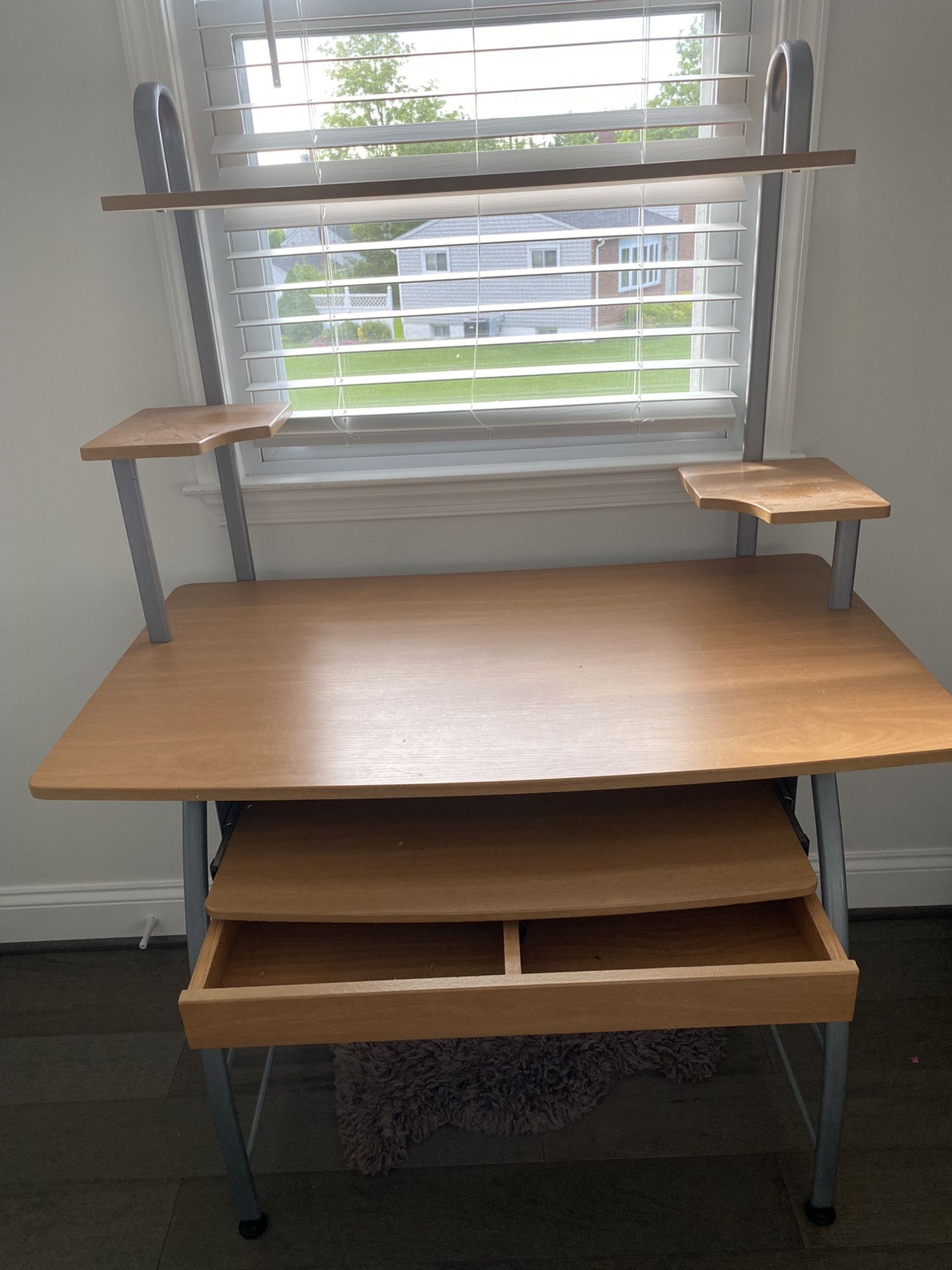 Wood/Metal Desk