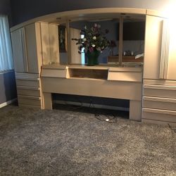 King Size Headboard With Storage