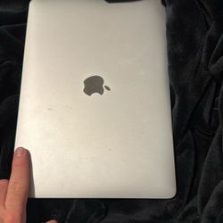 Mac Book 