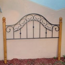 Queen Bed Head $50
