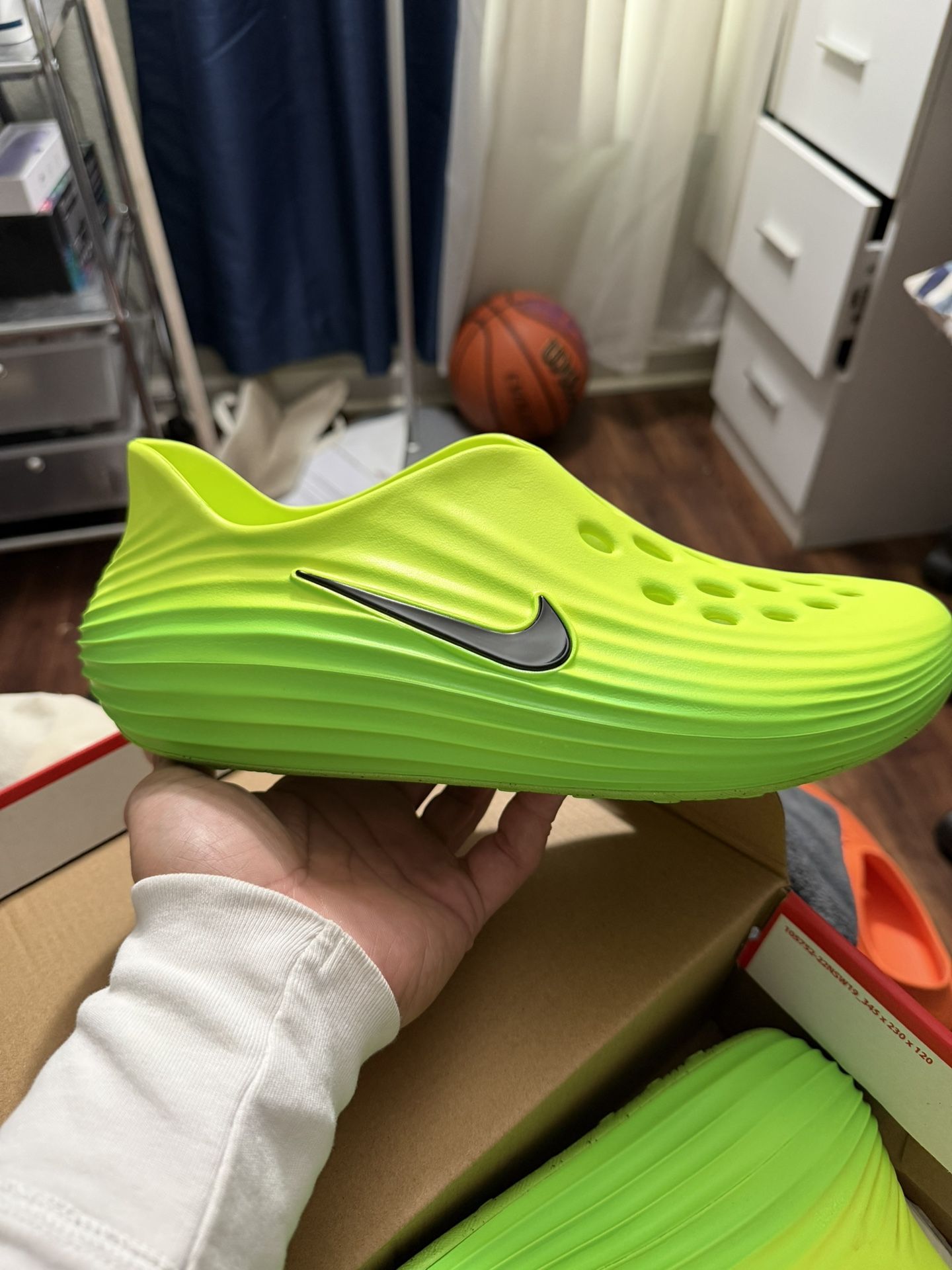 Nike Reactx Rejuven8 Size 12