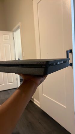 PS4 Console