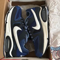 Air Max Command