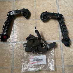 Hood Latch Lock Assembly for 2019 2020 2021 2022 Toyota Corolla