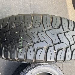 1 Tire 37x13.50r22 Toyo 70% Tread Life For $120 Mounted And Balanced 