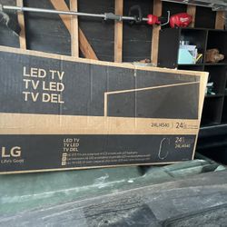 LG 24” LED TV 24LJ4550