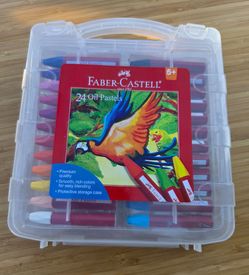 Oil pastel crayons
