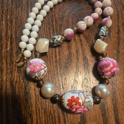 Vintage Costume Rose Flowers Design Beaded Necklace