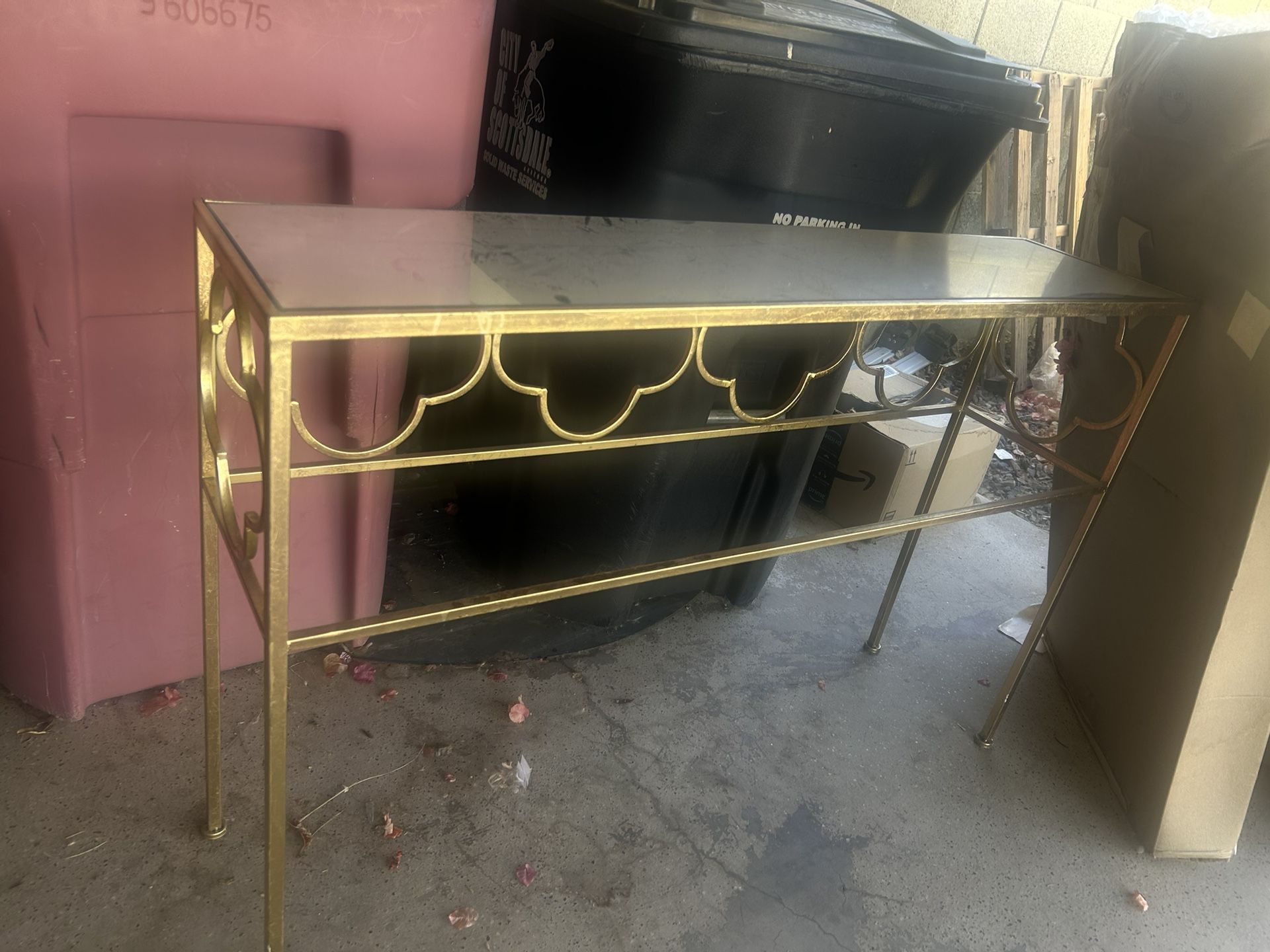 Gold mirror table
