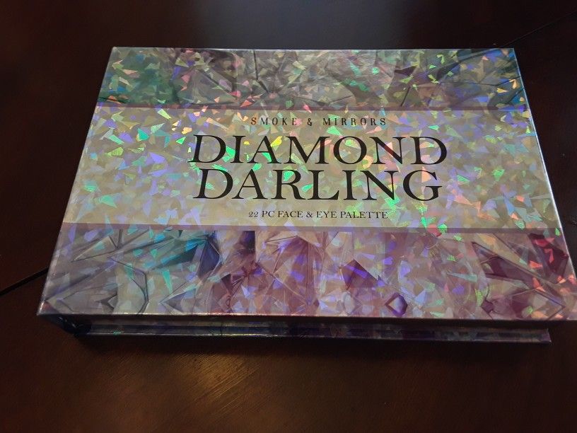 Brand New High Quality Makeup Case With Big Mirror In Weeki Wachee Spring Hill