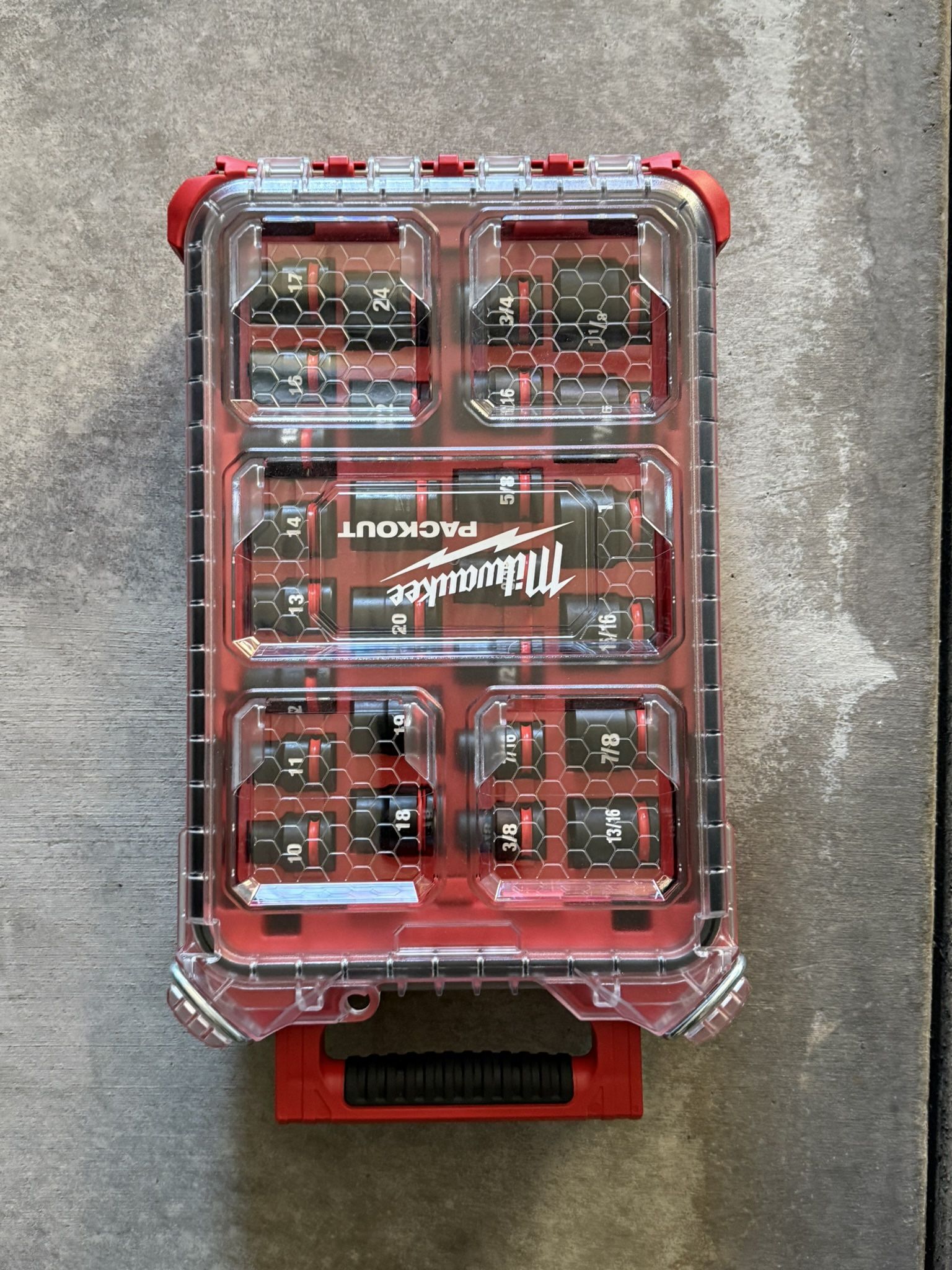 Milwaukee Shockwave 1/2 in. drive Metric/SAE Impact Socket 27 pc