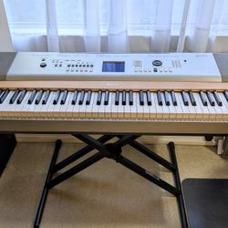 Yamaha YPG 635 and Quick Loc QL 623 Heavy Duty Keyboard Stand 