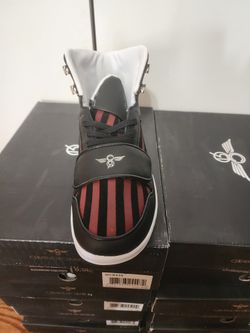 Fashionable striped sneakers, all sizes mentioned/8:5/7:5/9:5/10/8/7/6:5/9