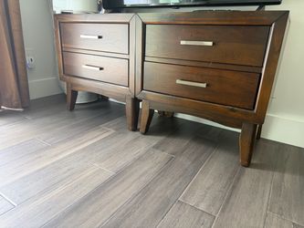 Mid-Century Modern 2-Drawer Nightstands – Set of 2