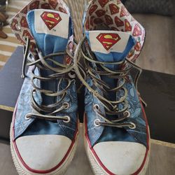 Converse Superman High-Tops (Size 10)**  Superman-themed Converse shoes with iconic "S" shield. Size 10.  
Exceptional condition.