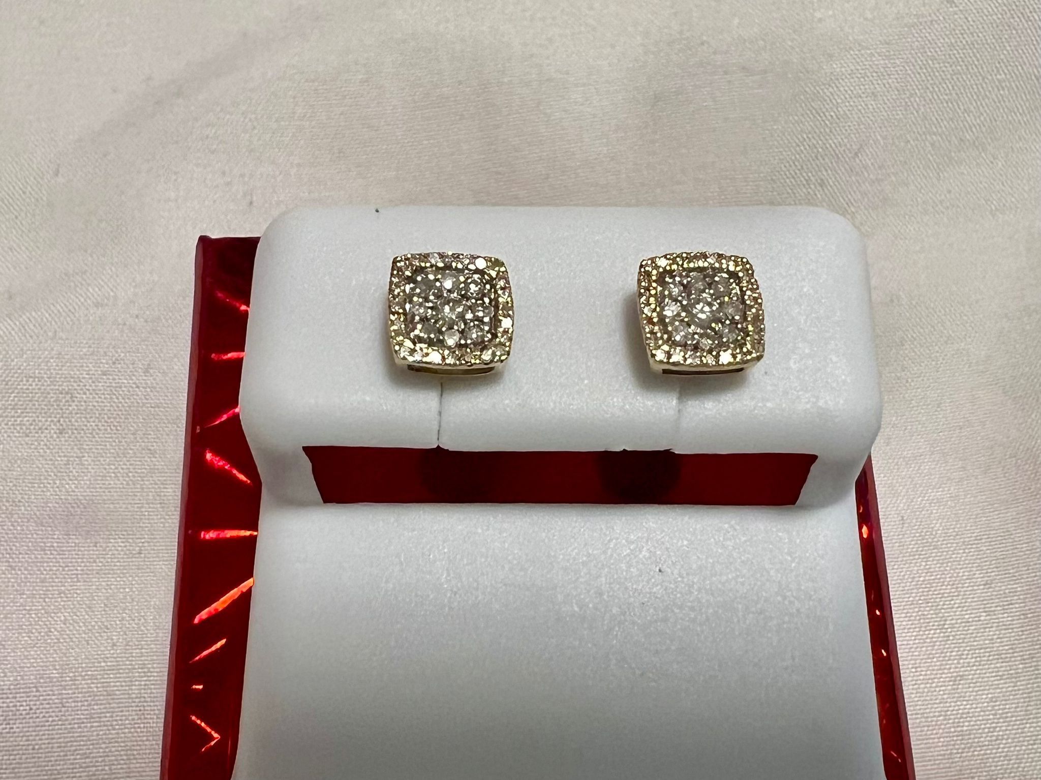 Gold And Diamond Earrings 14k