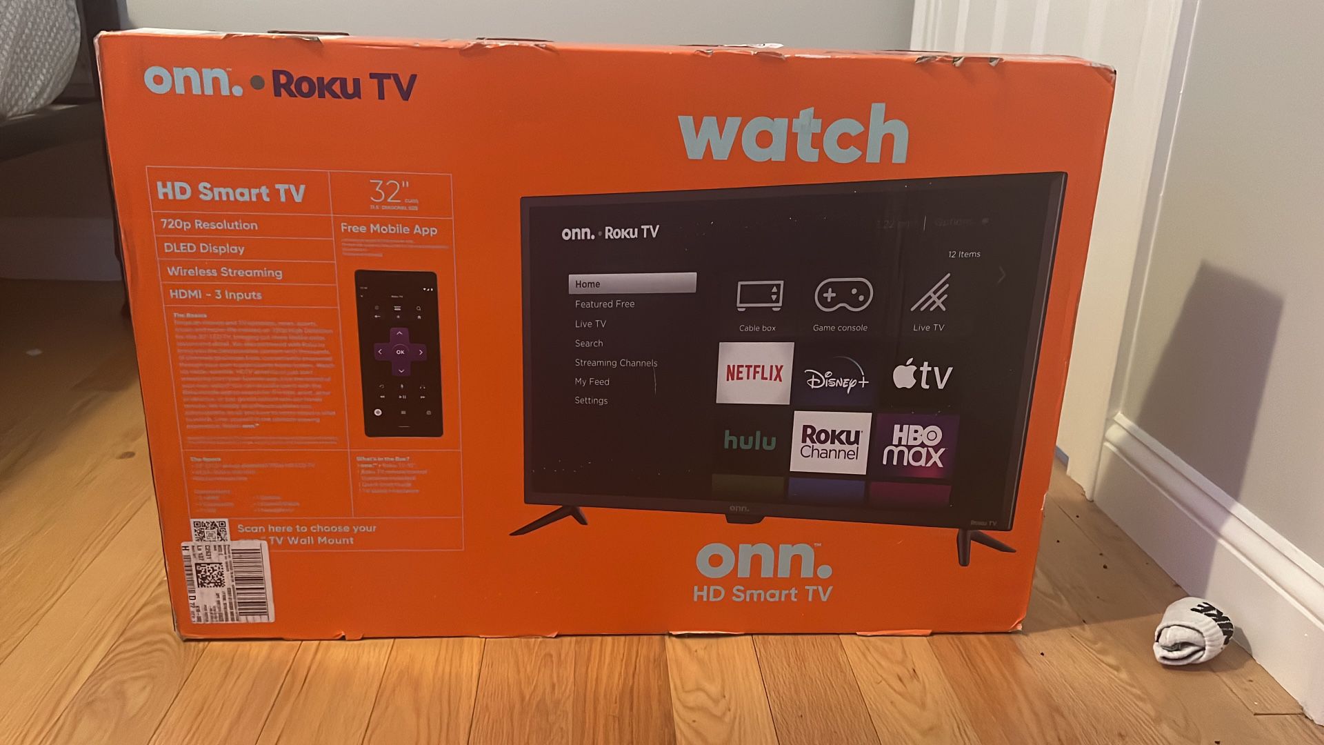 Onn 32 “ Smart TV with Roku (brand New)