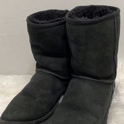 Ugg Size 5