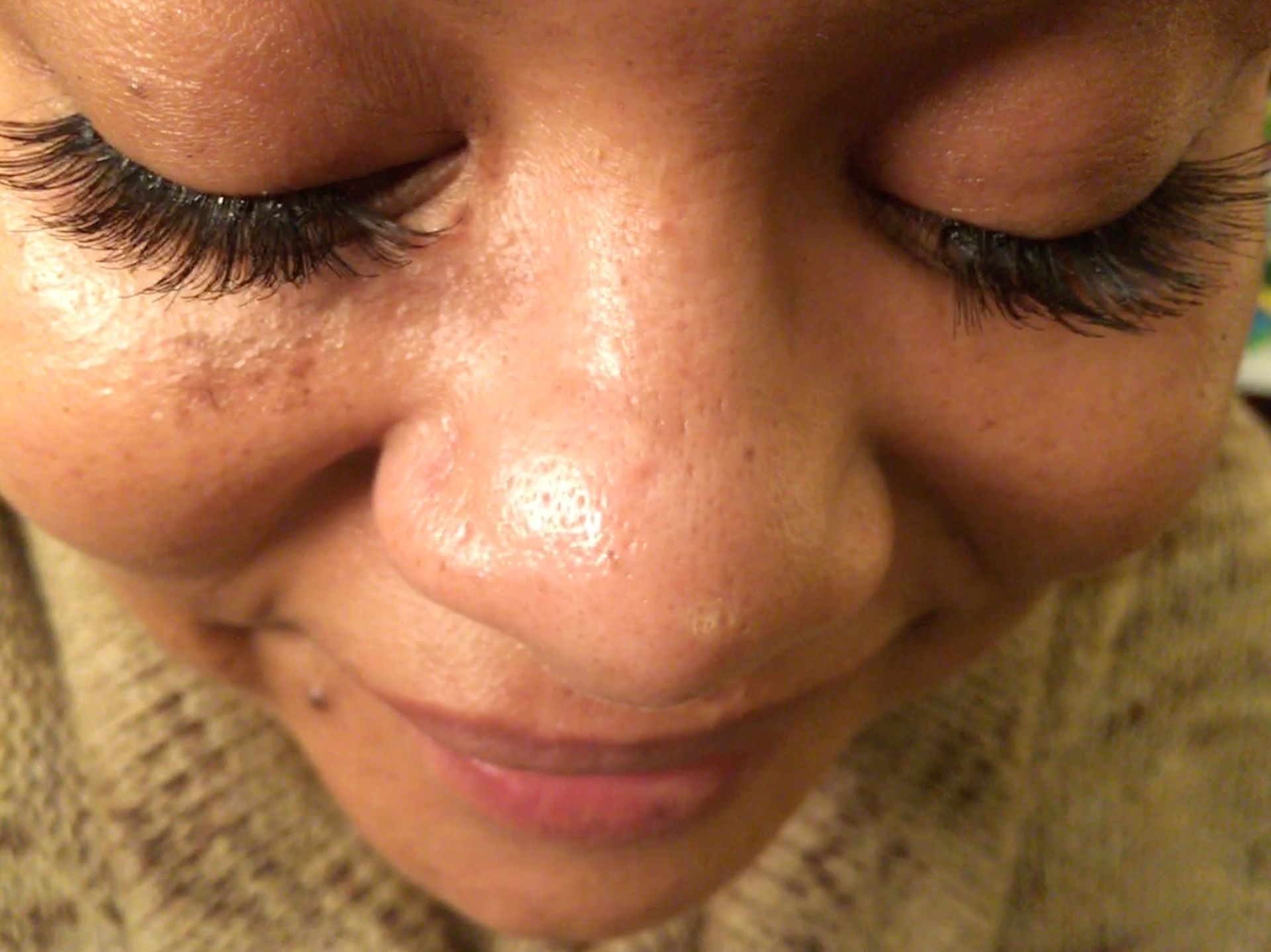Semi-Permanent eyelashes application $25