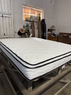 New Queen Mattress Hybrid In Box 