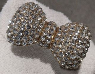 Sparkling Crystal bow bracelet