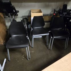 Heavy duty stackable chairs