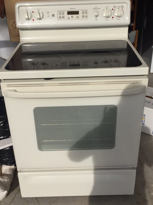 Ge Spectra 5 Burner Electric Stove White For In Bradenton Fl Ge Spectra 5 Burner Electric Stove White