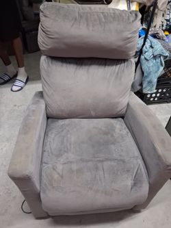 Full rise recliner