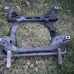 AUDI Q7 FRONT SUSPENSION CROSSMEMBER SUBFRAME W/ SWAY BAR OEM(2007-15)