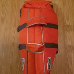 Outward Hound Lifevest For Dogs..Size Med...like New!