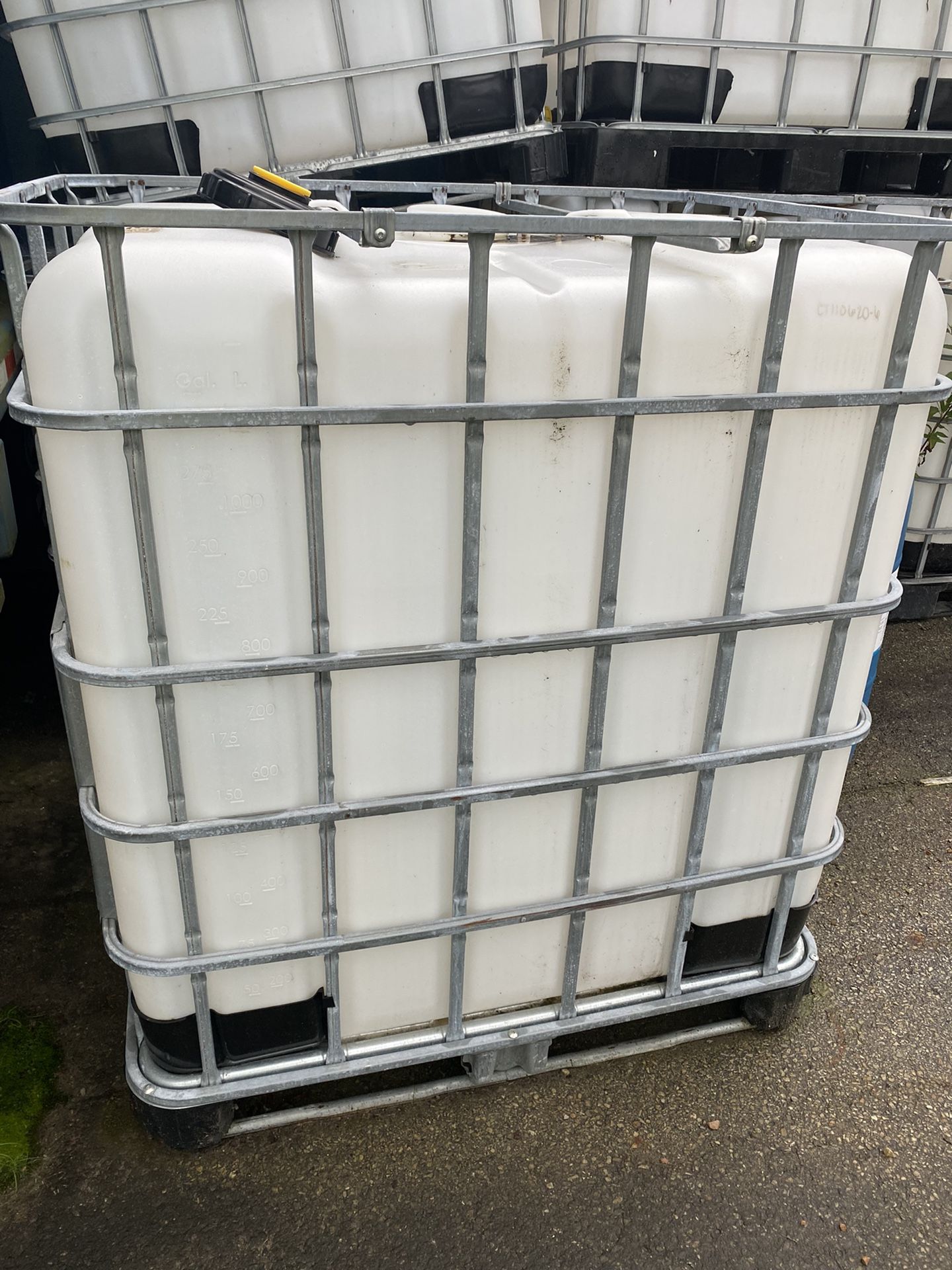 300 Gallon Metal Caged  Containers , Can Be For Drinking Water 💧 