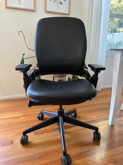 Steelcase Leap v2