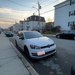 2016 Volkswagen Golf