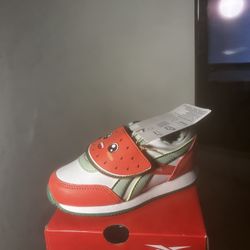 New Kids Reebok 