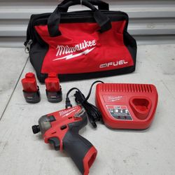 Milwaukee M12 fuel SURGE 1/4 hex impact driver impacto destornillador 2 2.0ah batteries and charger 