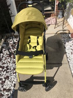 Tre 9 lightweight stroller