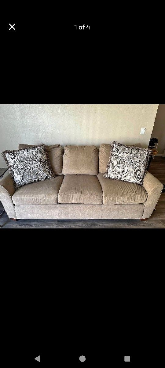 Beautiful Beige Lazy Boy La-Z-Boy Sleeper Sofa with Queen Size Mattress Like New with Pillows!