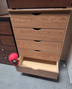 Five Drawers Dresser 