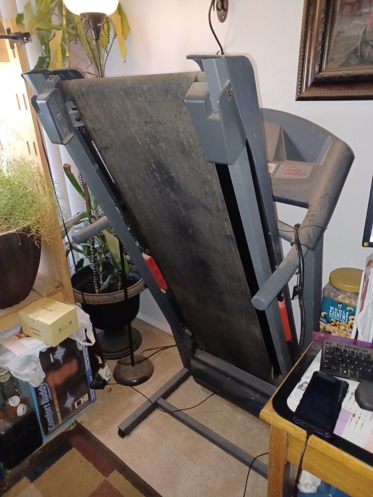 Weslo Cadence G 5.9 Treadmill