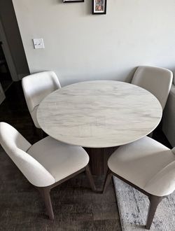 Round Dinning Table & 4 Upholstered Chairs